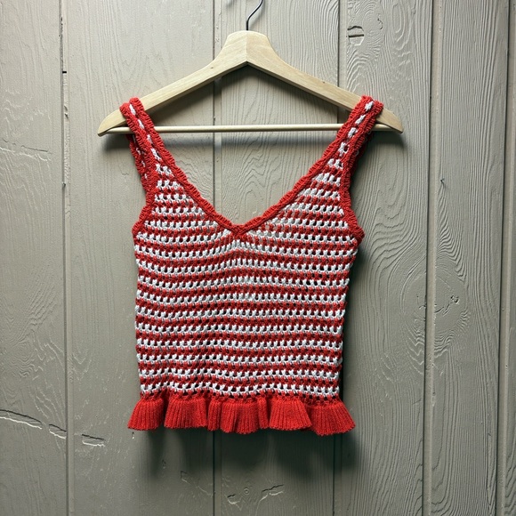 Full Tilt Top - Picture 2 of 9